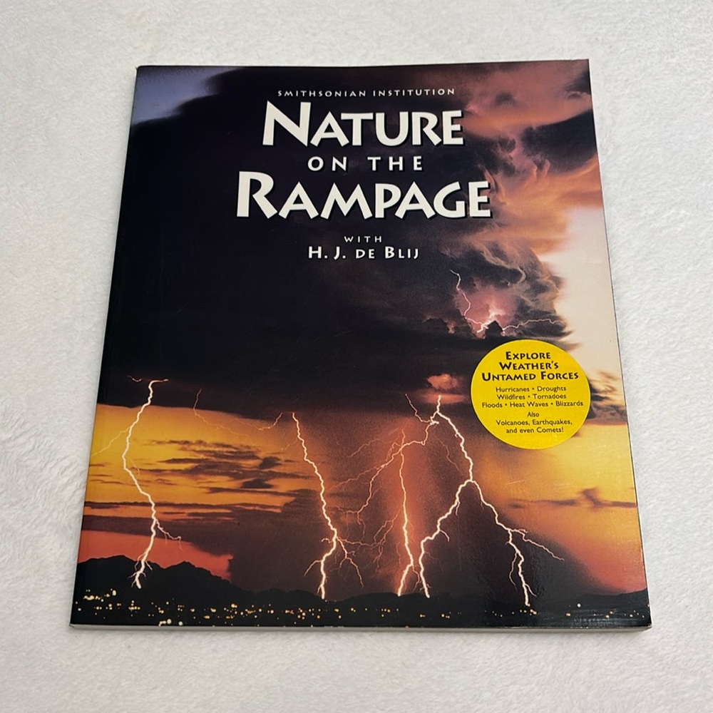 Nature on the Rampage Book - Smithsonian Weather Science Hurricane Fire Tornado